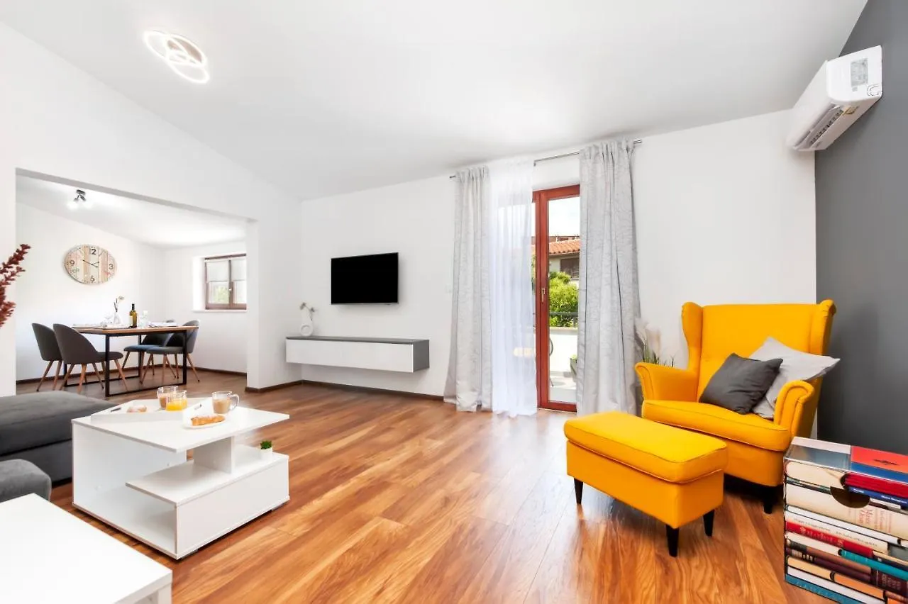 Apartments E&M PUY Croácia