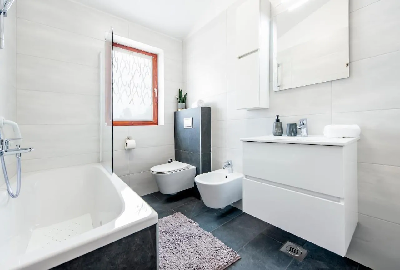 Apartments E&M PUY