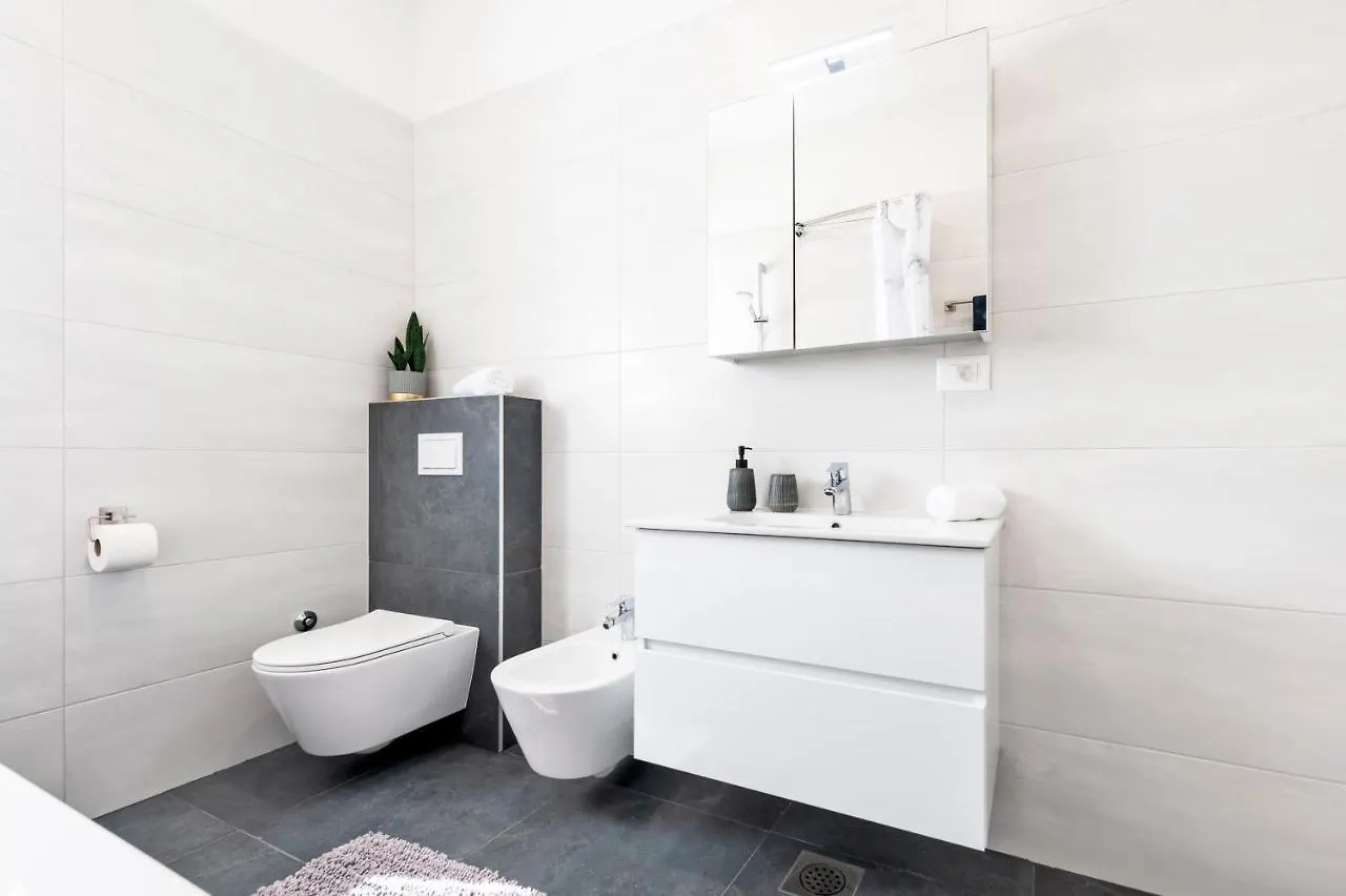 Apartments E&M PUY